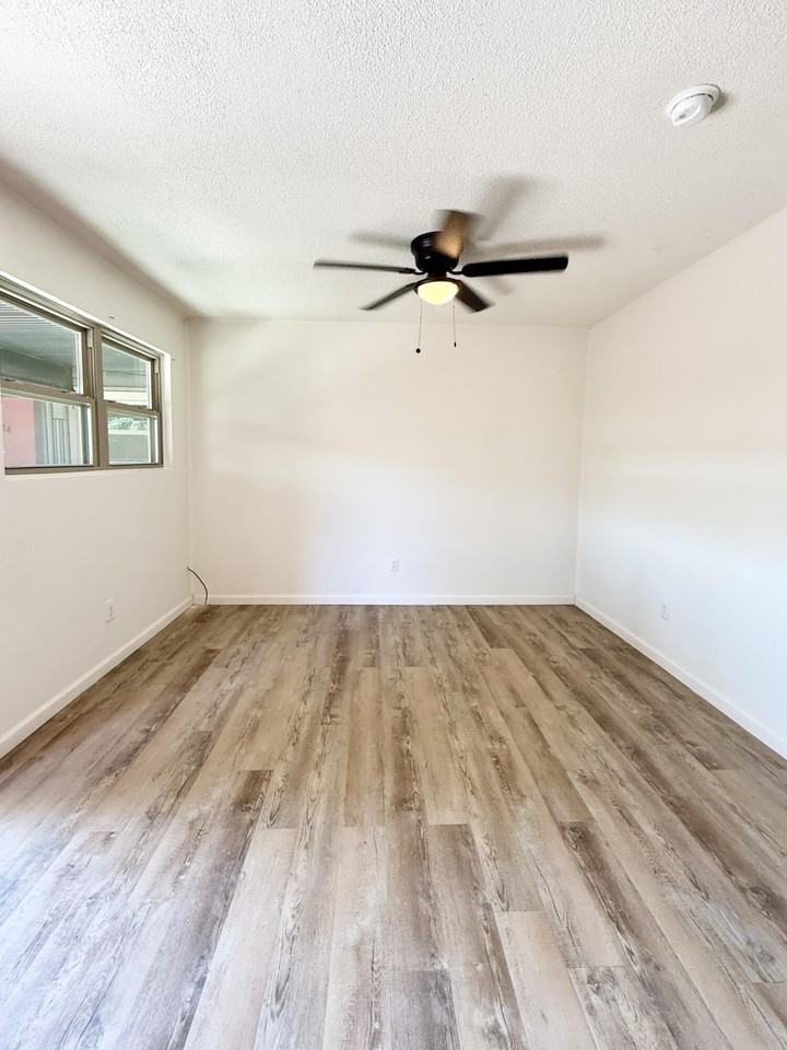 1710 9th St #32 - Photo 6 of 25