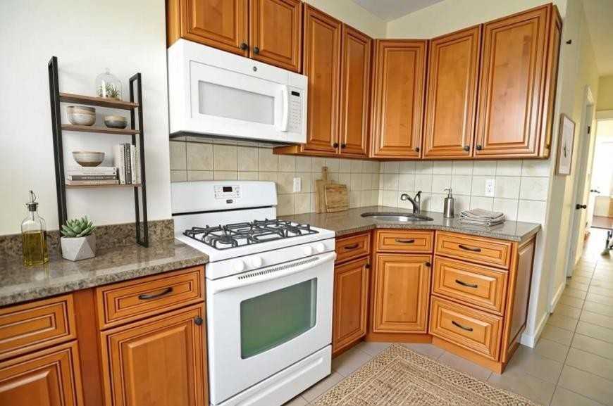 6027 71st Ave - Photo 5 of 10