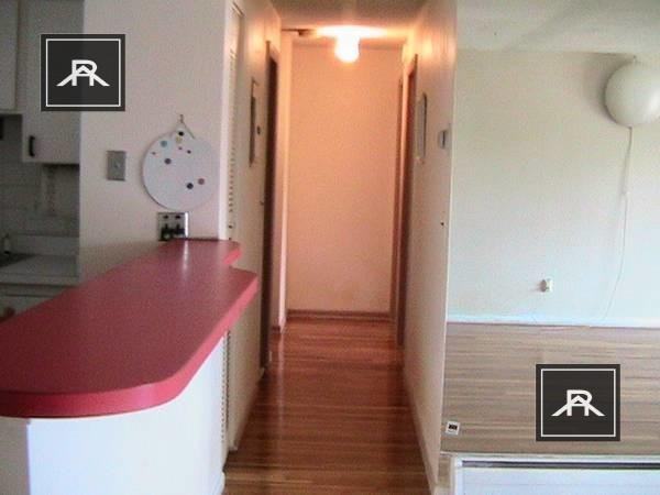50 Green St - Photo 5 of 10