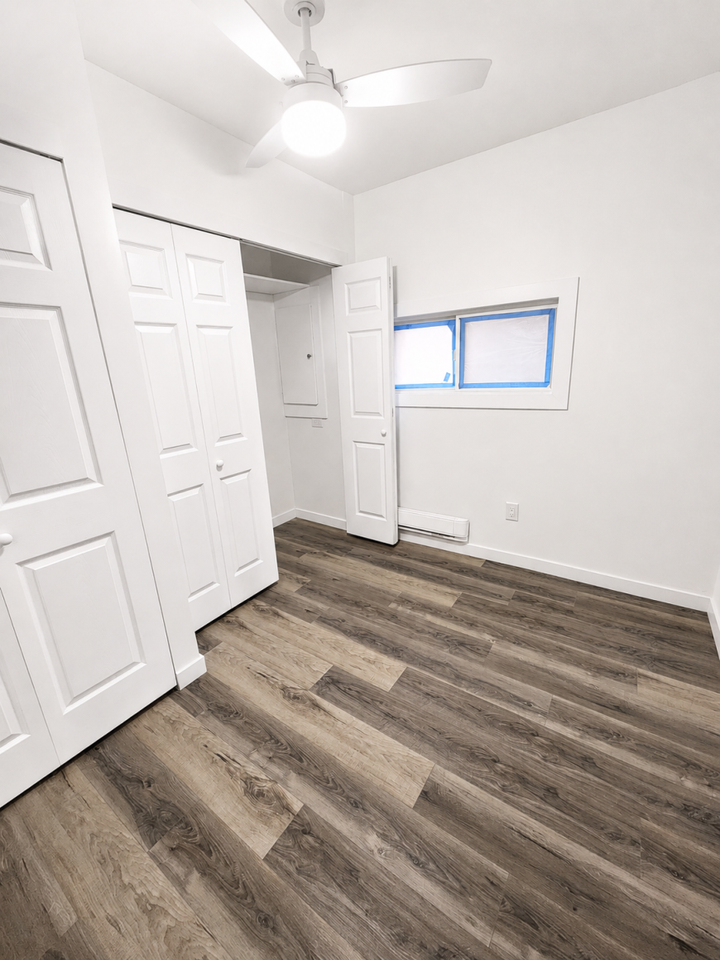 135 Charlotte St - Photo 3 of 9