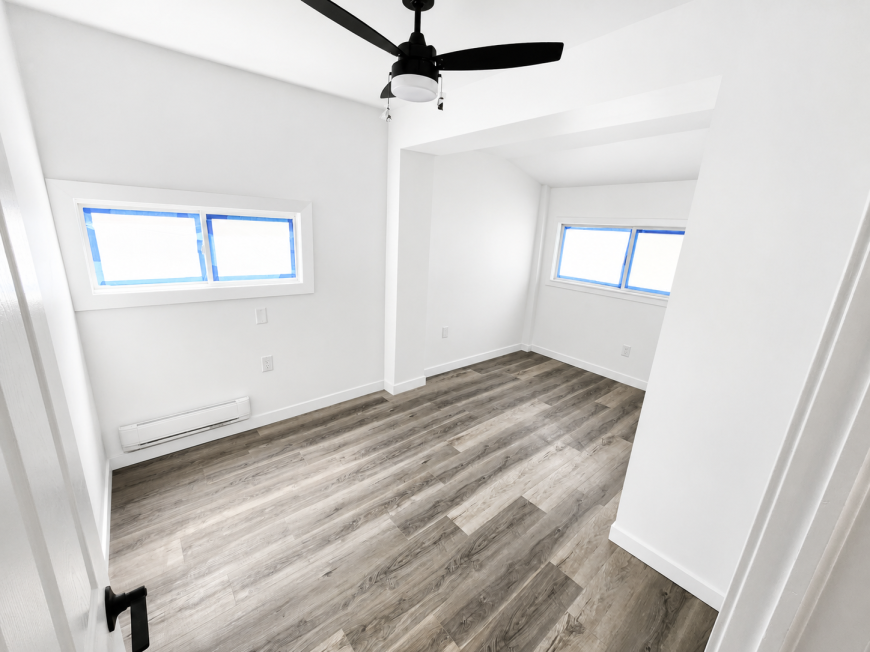 135 Charlotte St - Photo 7 of 9