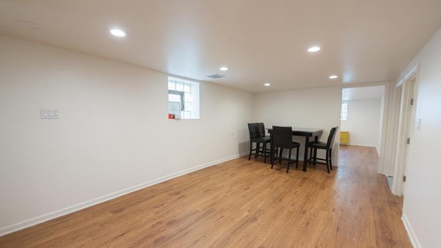 4047 N Moody Ave - Photo 3 of 10