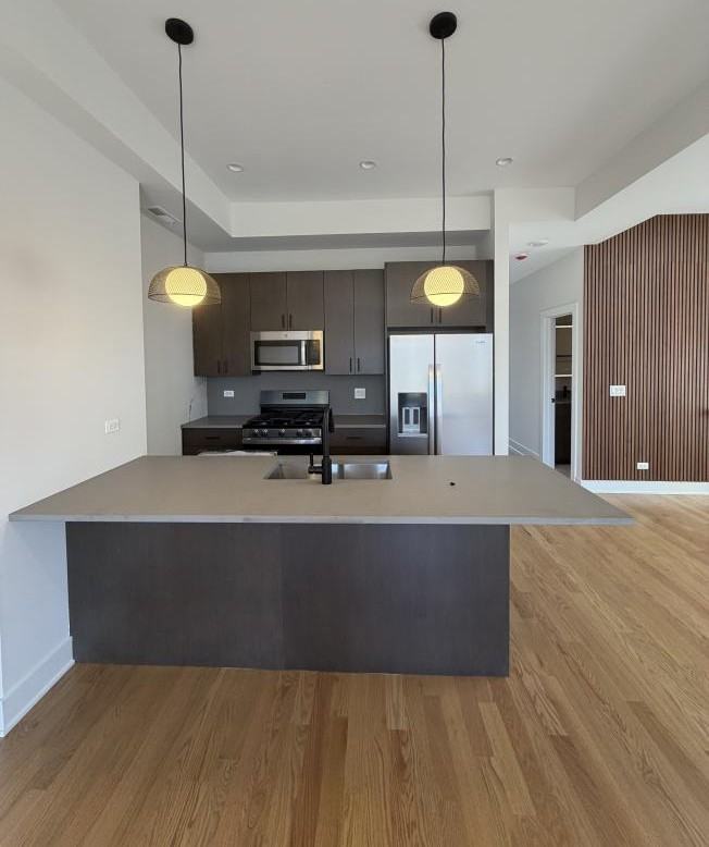 3354 N Sheffield Ave - Photo 2 of 10