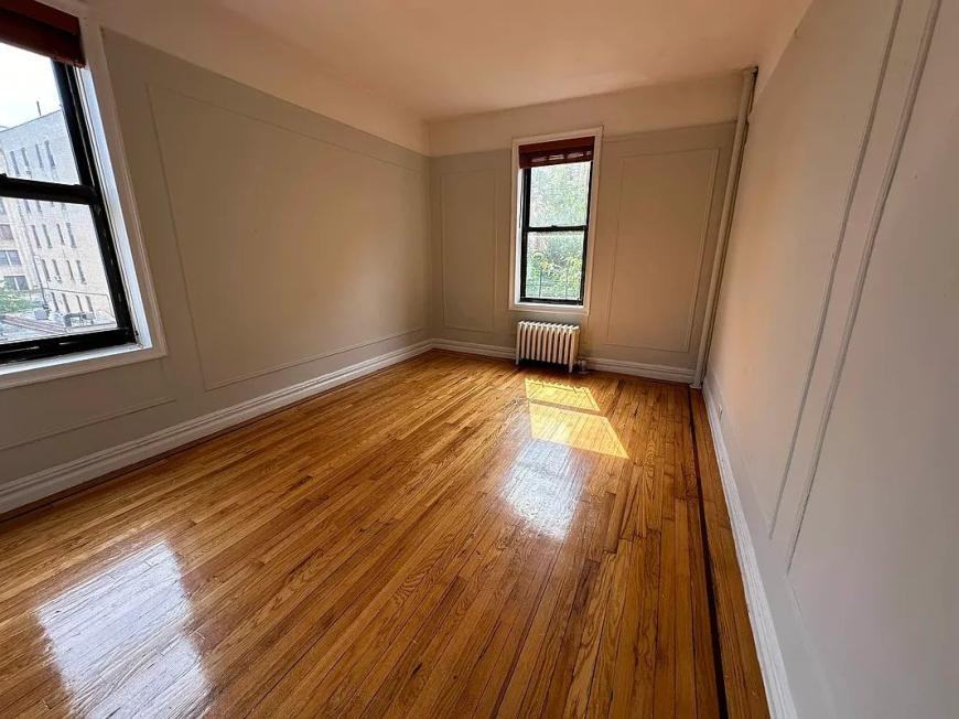 2665 Grand Concourse - Photo 3 of 4