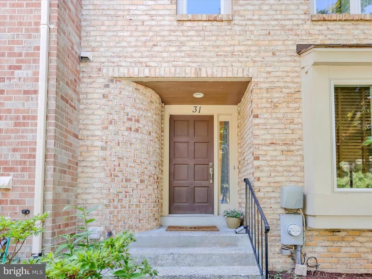 31 Valerian Ct