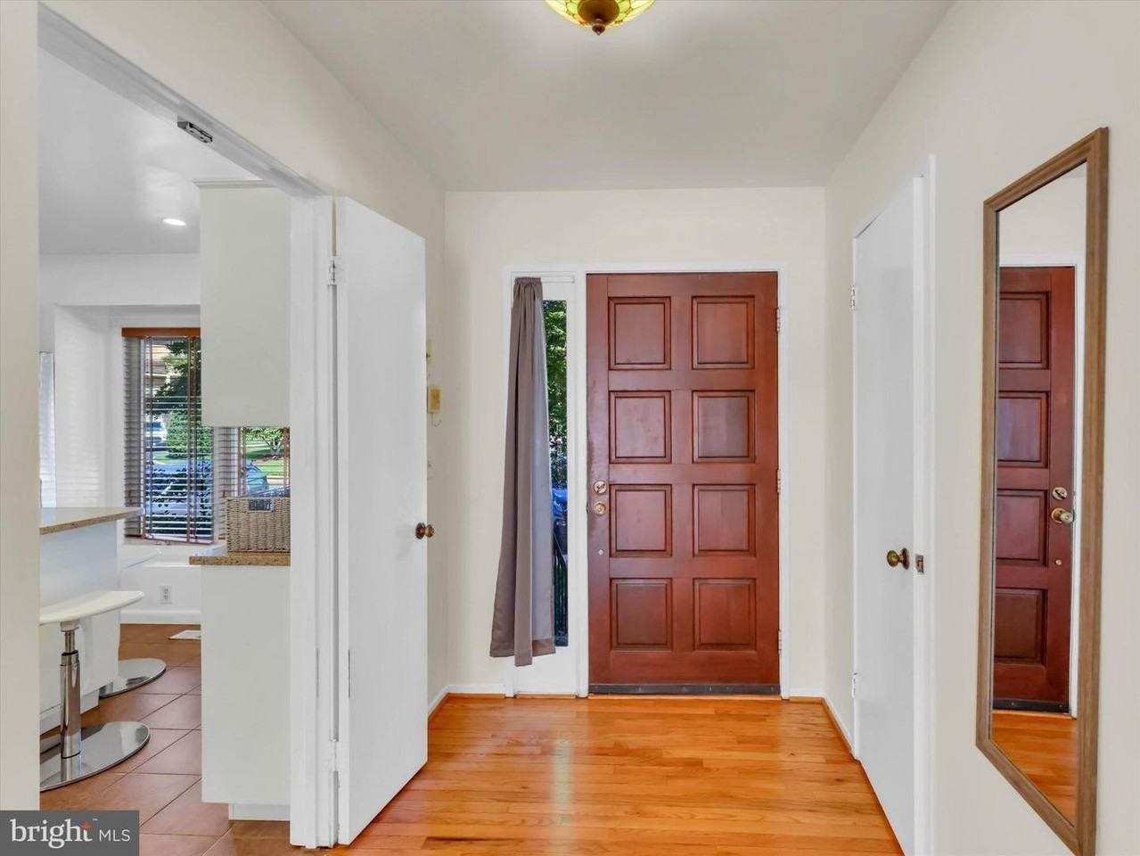 31 Valerian Ct - Photo 4 of 30