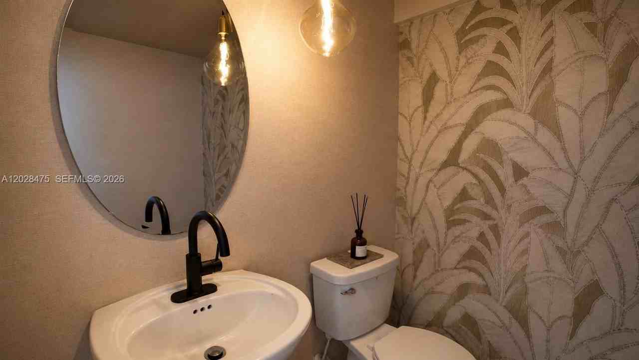 671 Nw 204th St #671 - Photo 5 of 8