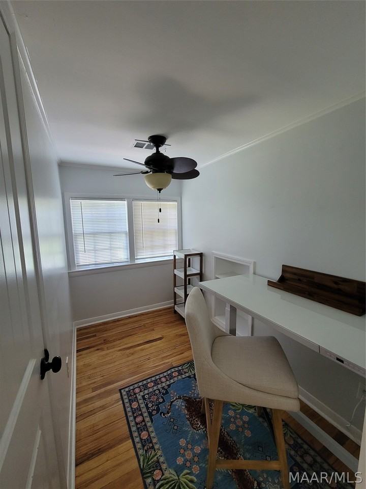 2137 Madison Ave - Photo 4 of 32