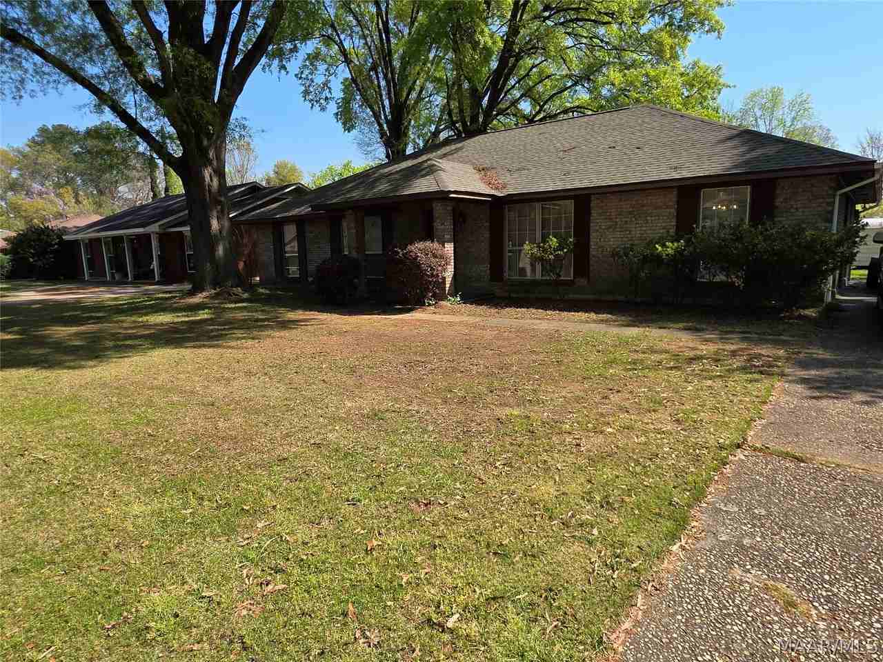 744 Ledyard Pl - Photo 2 of 22