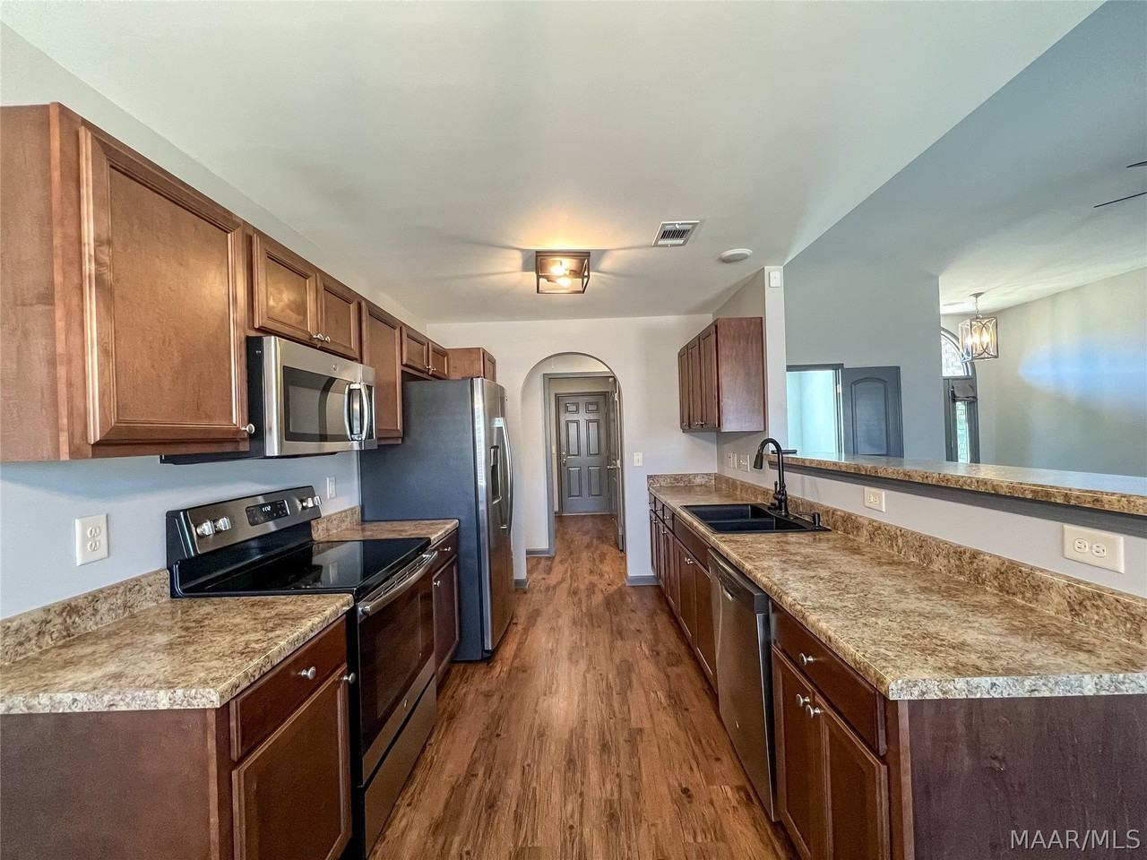 583 Sunset Dr - Photo 7 of 28