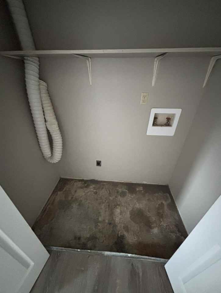 404 Britton Ave #2 - Photo 6 of 7