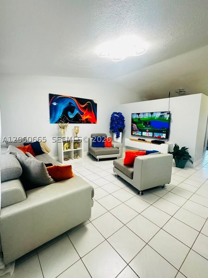 7097 Sw 152nd Pl - Photo 2 of 21