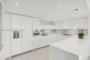 155 Ocean Lane Dr #208 - Photo 1 of 1