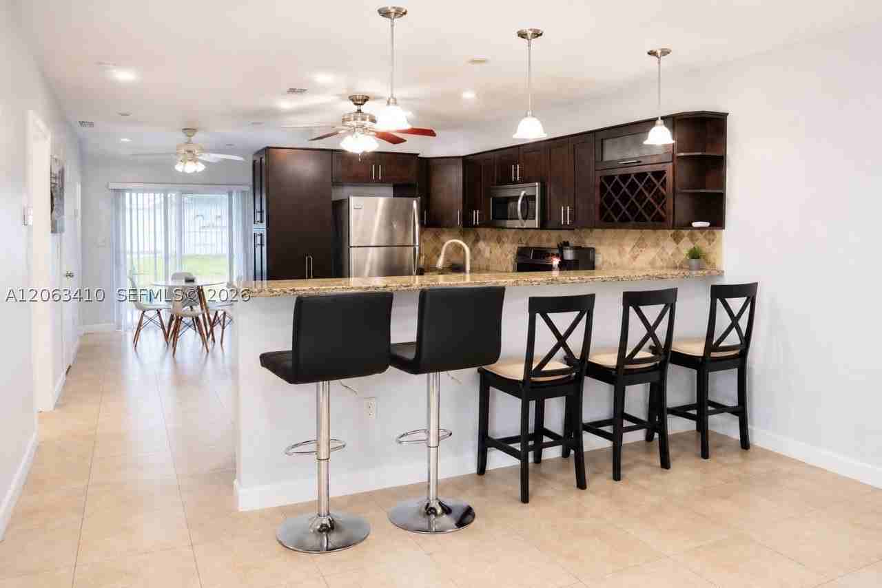 5780 Sw 61st St #5780 - Photo 7 of 14