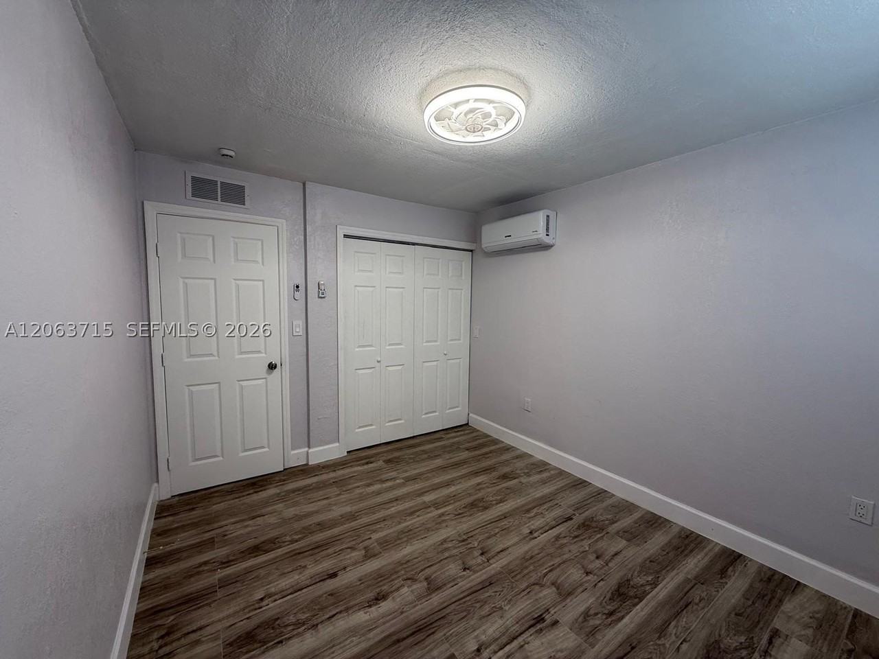 4000 Nw 195th St #1 - Photo 2 of 12