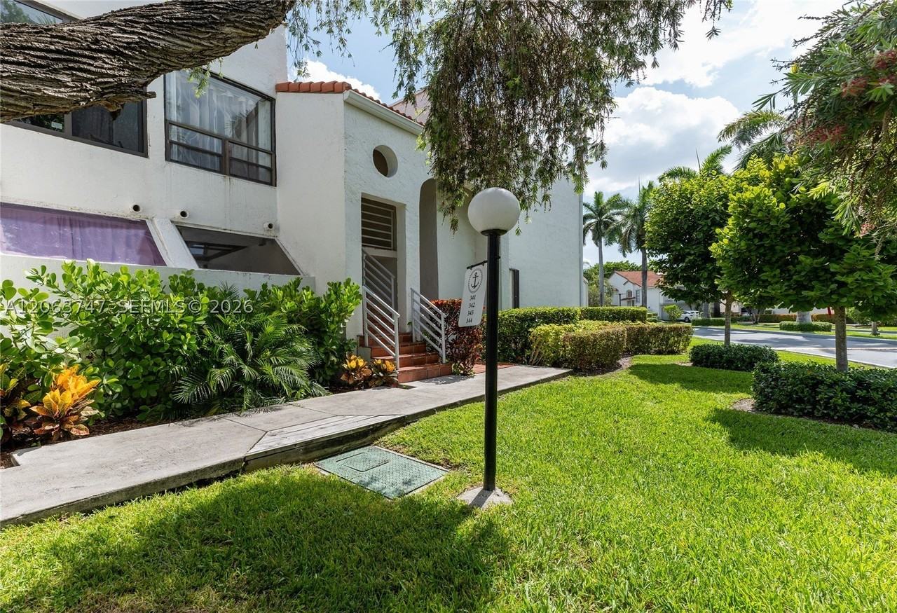 3571 Magellan Cir #343-4 - Photo 4 of 45