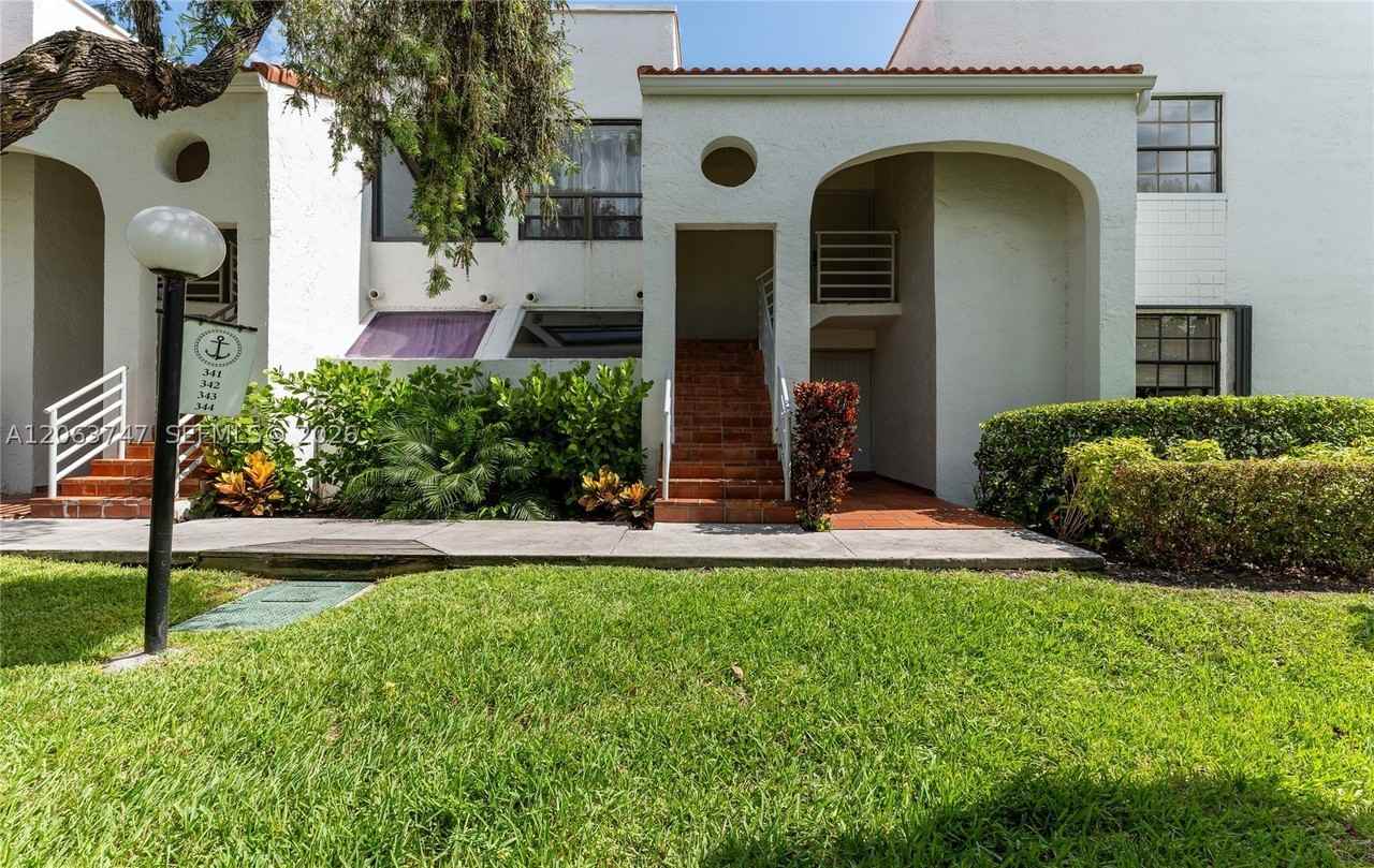 3571 Magellan Cir #343-4 - Photo 5 of 45