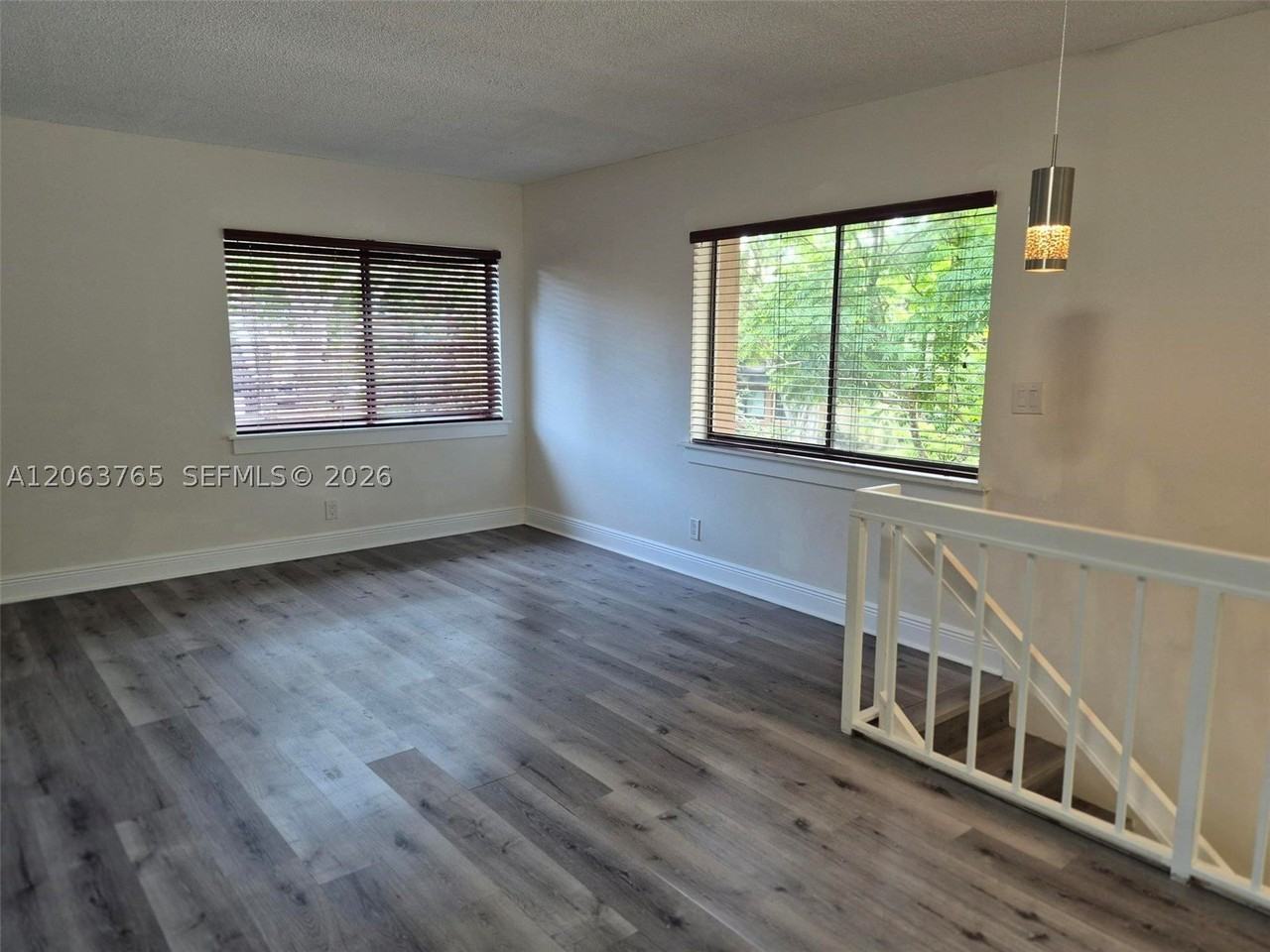 214 Wimbledon Lake Dr #57 - Photo 4 of 23