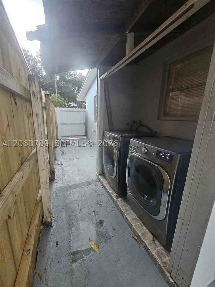 4785 Nw 2nd St #4787 - Photo 2 of 12