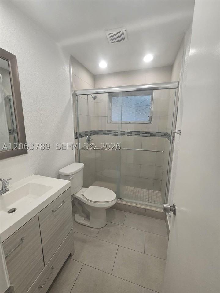 4785 Nw 2nd St #4787 - Photo 4 of 12