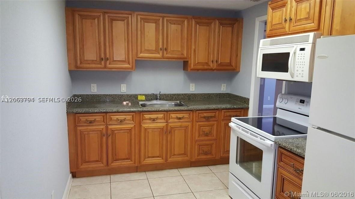 7142 Southgate Blvd #7142 - Photo 4 of 15