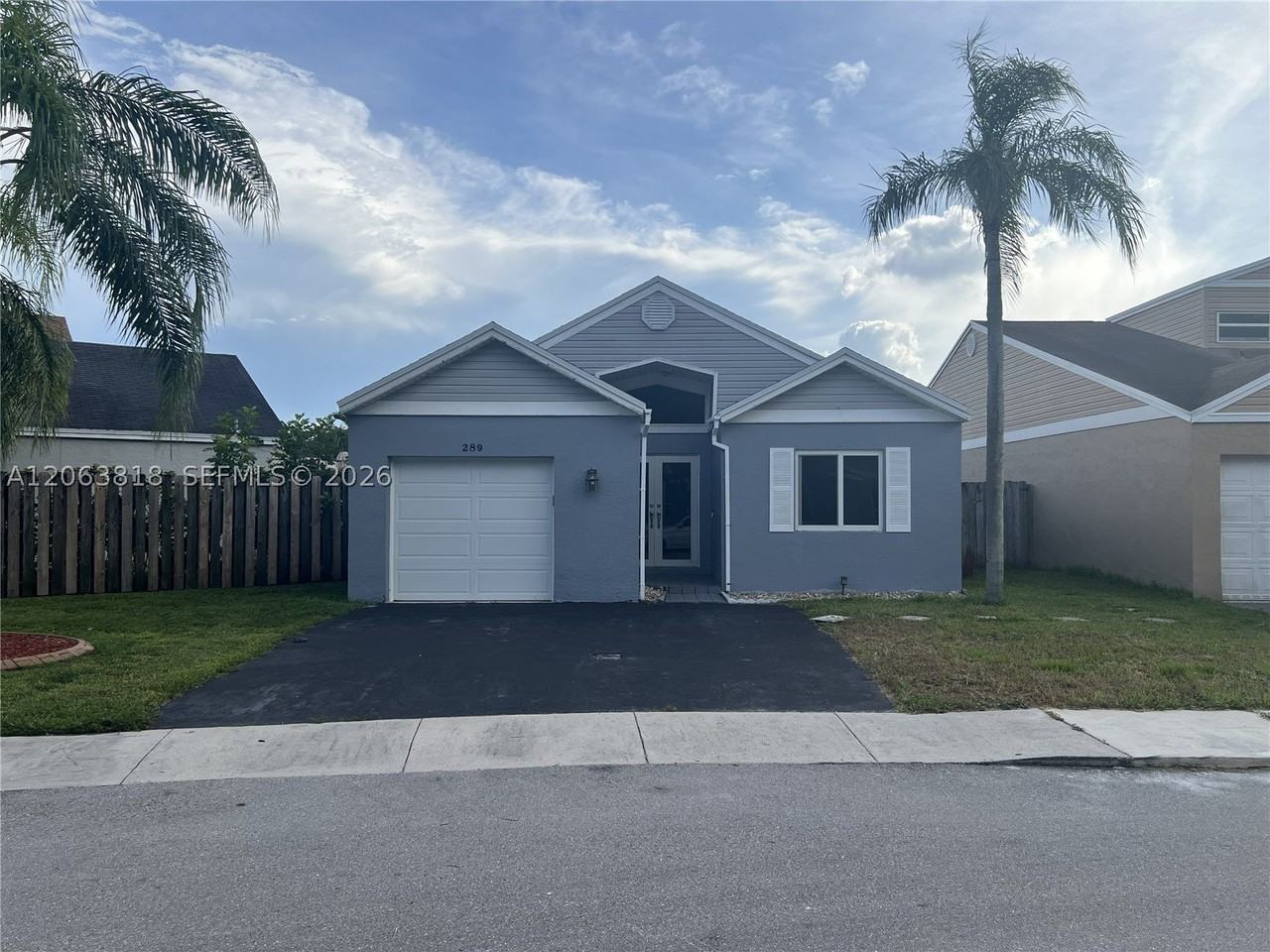 289 Sw 159th Ln - Photo 2 of 44
