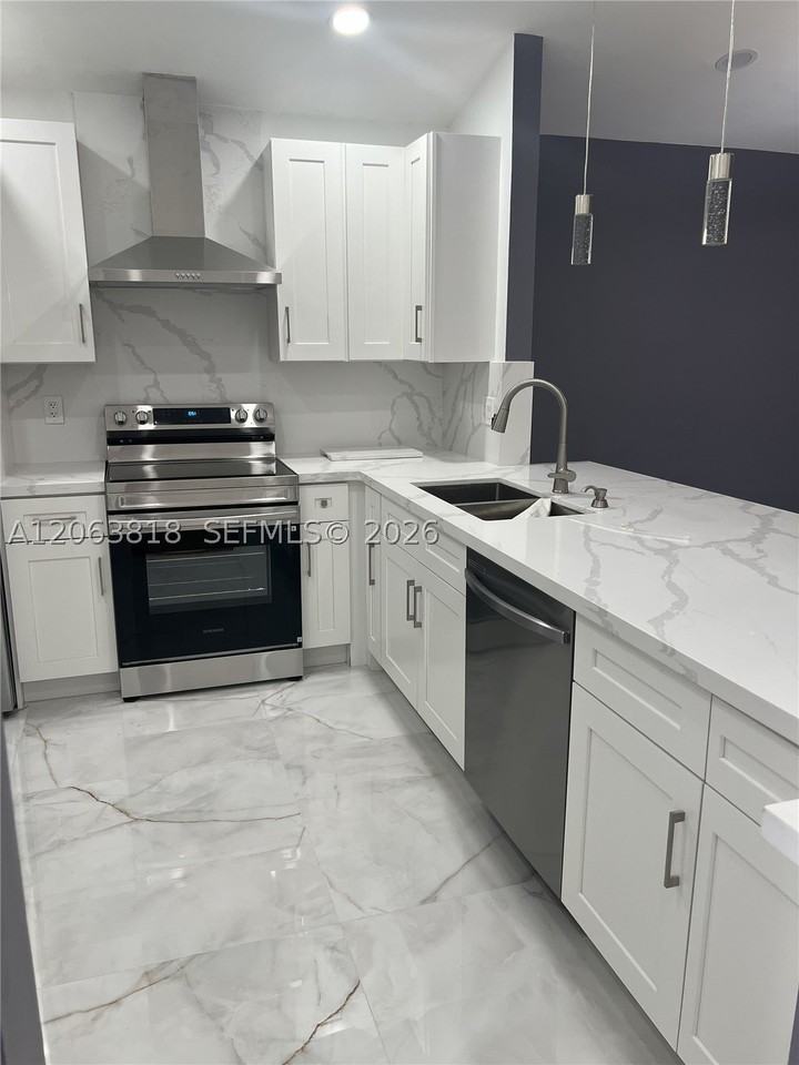 289 Sw 159th Ln - Photo 5 of 44