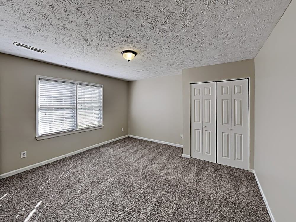 254 Robbie Lane - Photo 7 of 10