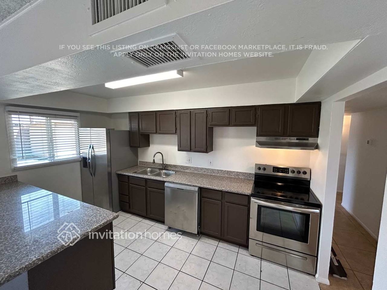 3007 N 79th Dr - Photo 5 of 20
