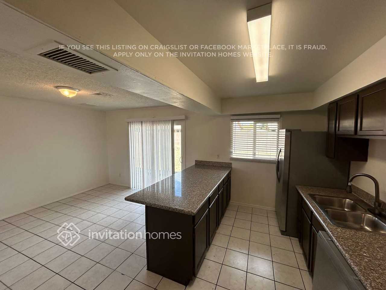 3007 N 79th Dr - Photo 7 of 20