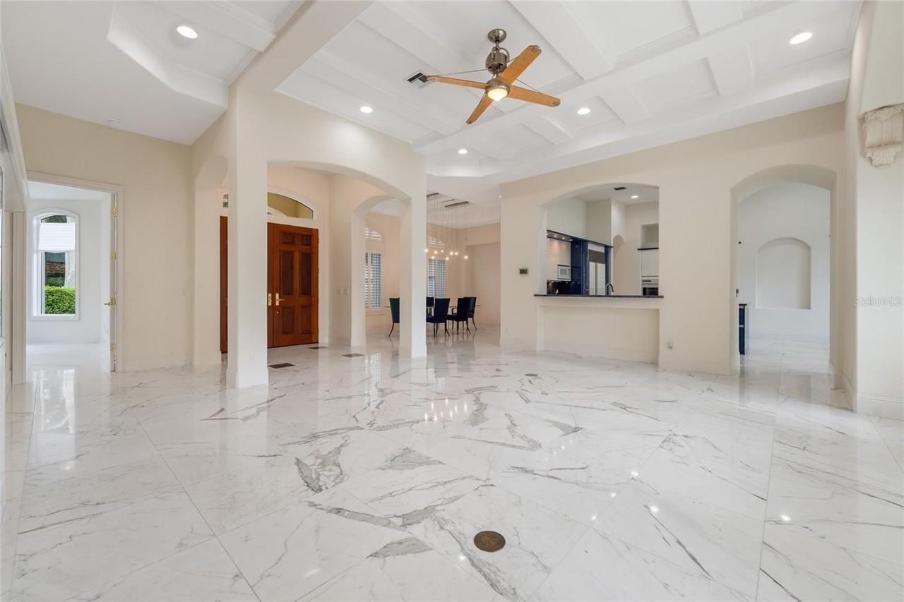 9701 Lake Isleworth Ct - Photo 4 of 50