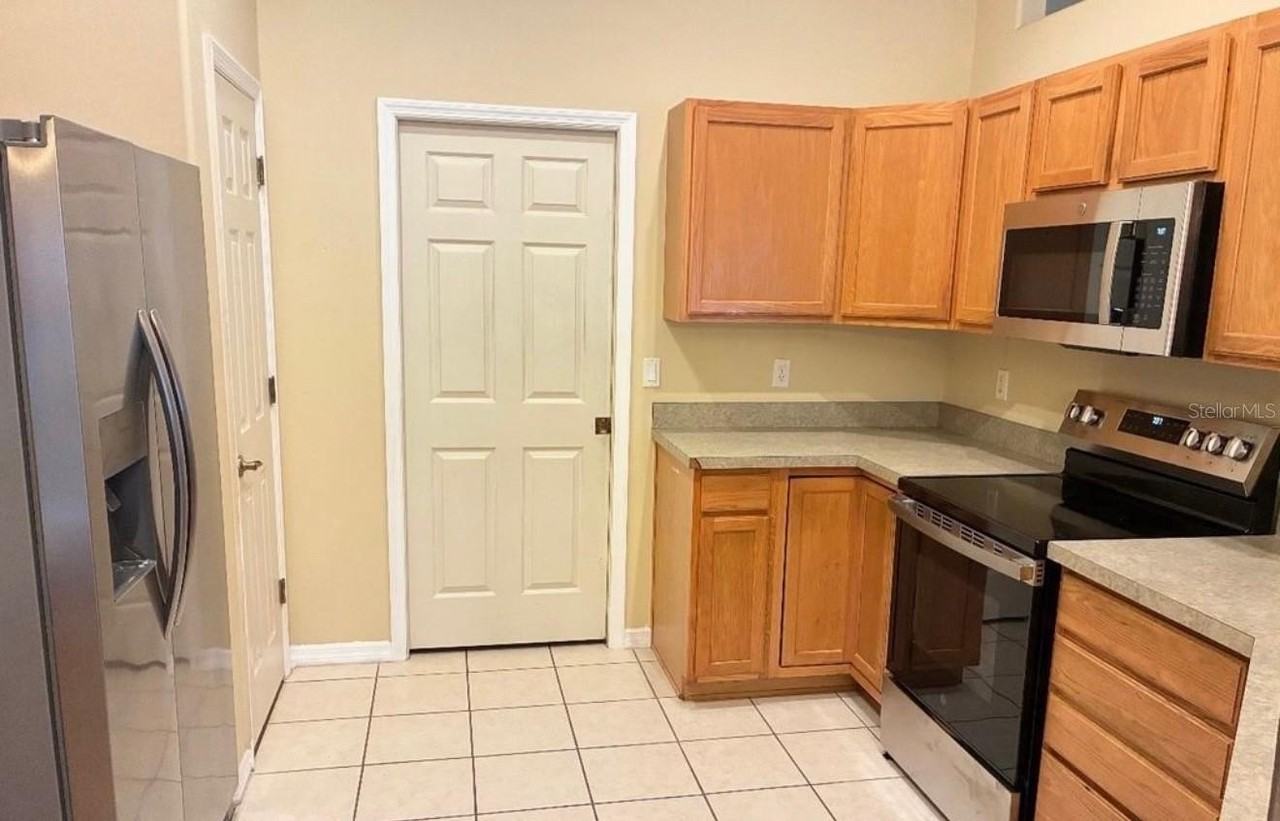 8040 Sw 128th Loop - Photo 3 of 15