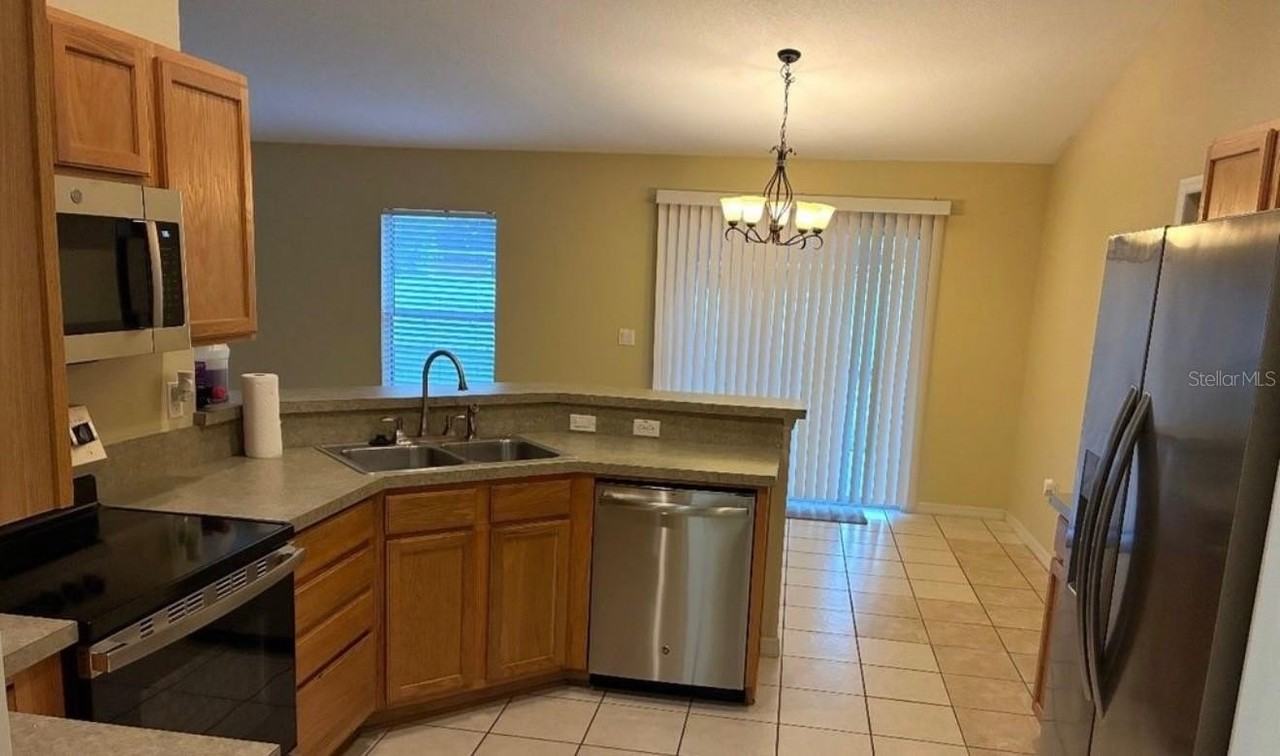 8040 Sw 128th Loop - Photo 4 of 15