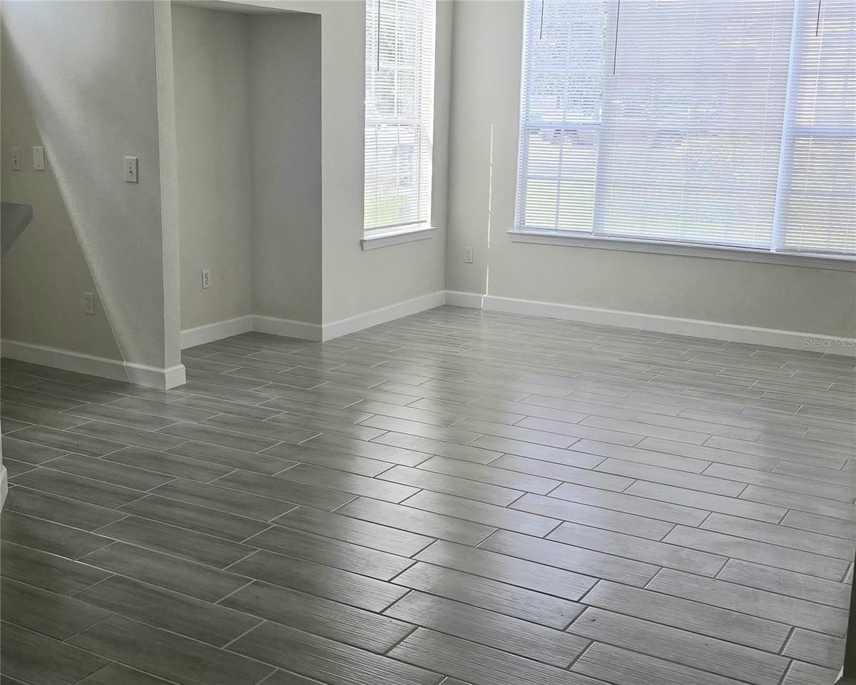 9013 Lee Vista Blvd #1901 - Photo 5 of 30