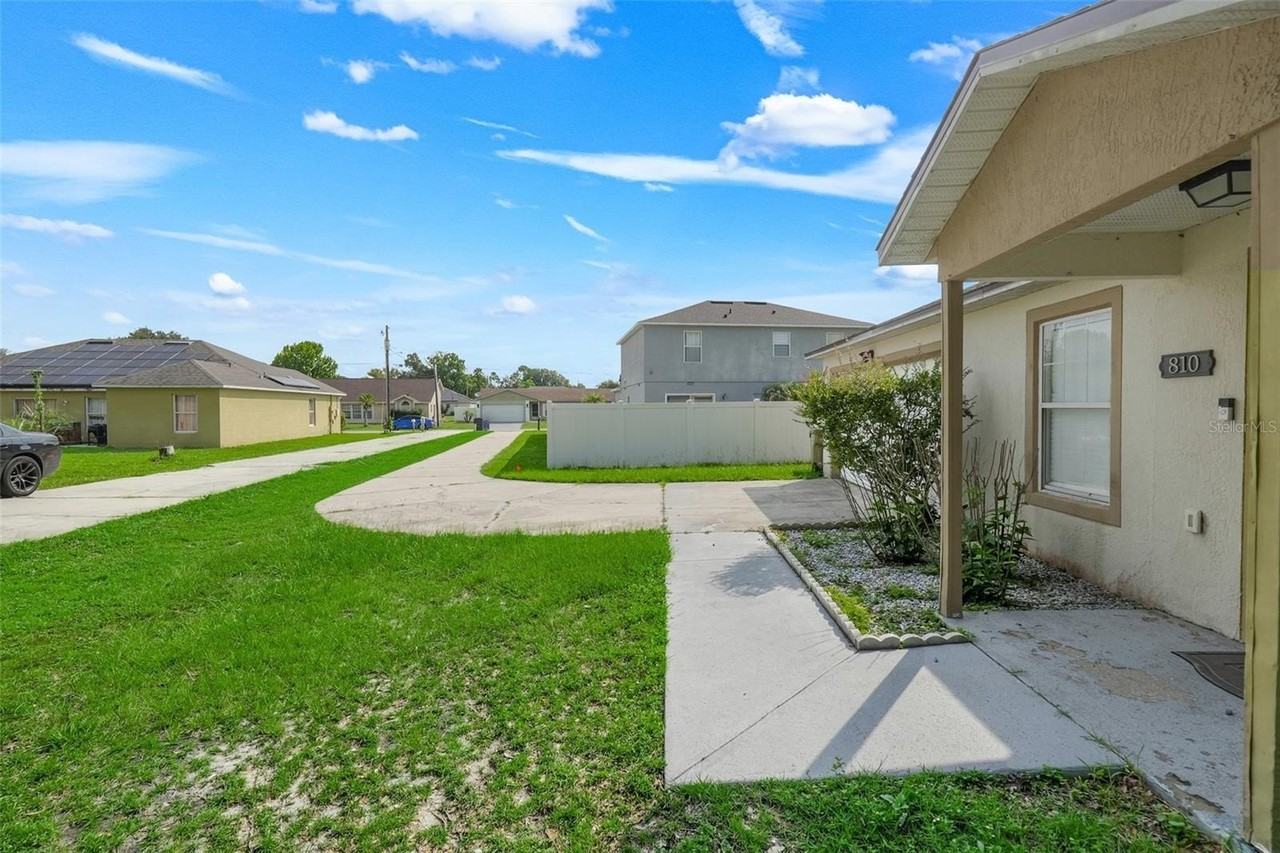 810 Valnera Ct - Photo 4 of 29