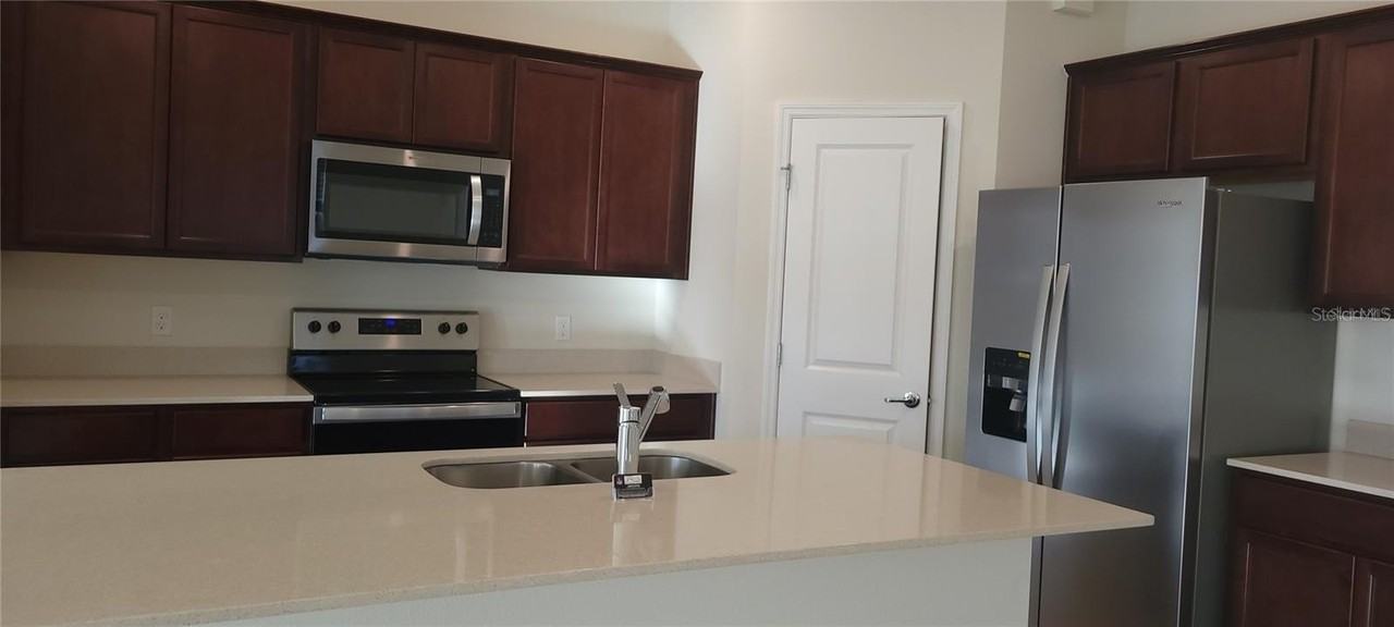 2713 Franklin Rd - Photo 4 of 12
