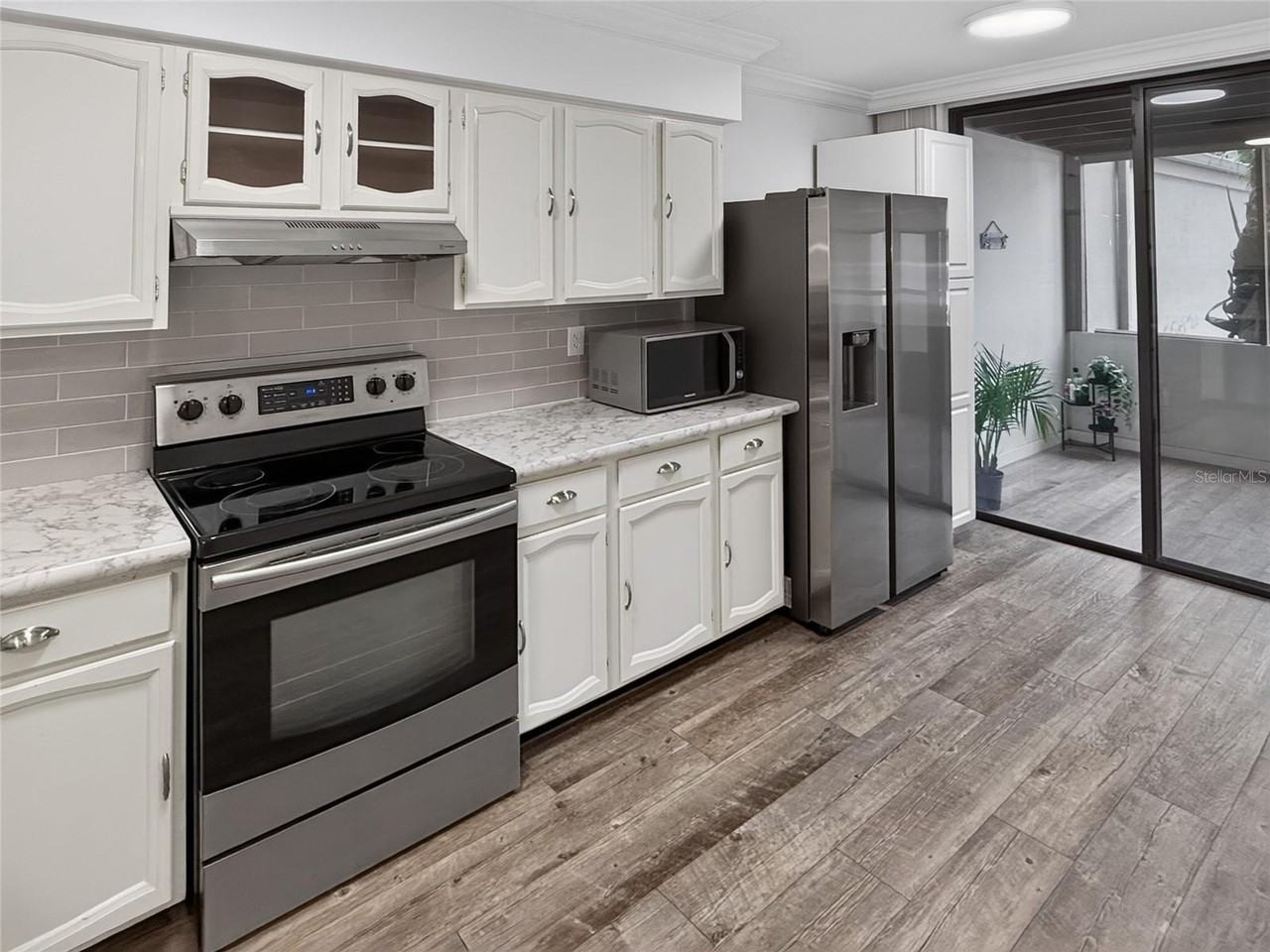 1111 N Bayshore Blvd #E3 - Photo 6 of 45