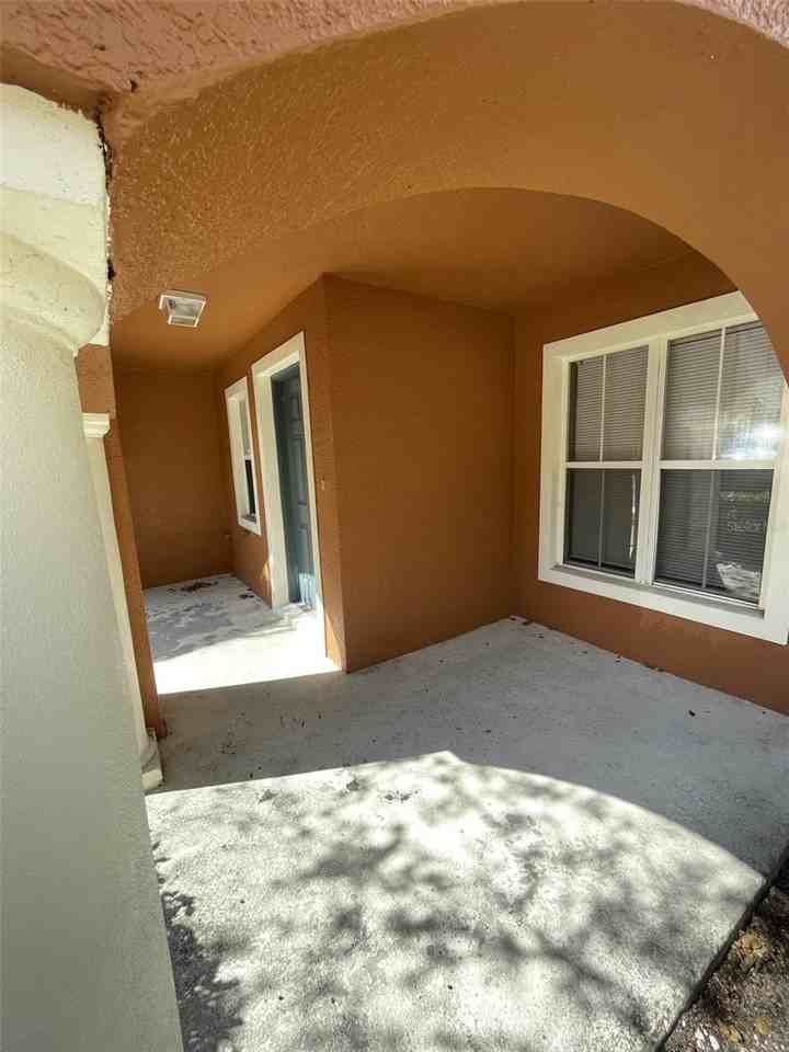 10934 Johanna Ave - Photo 3 of 23