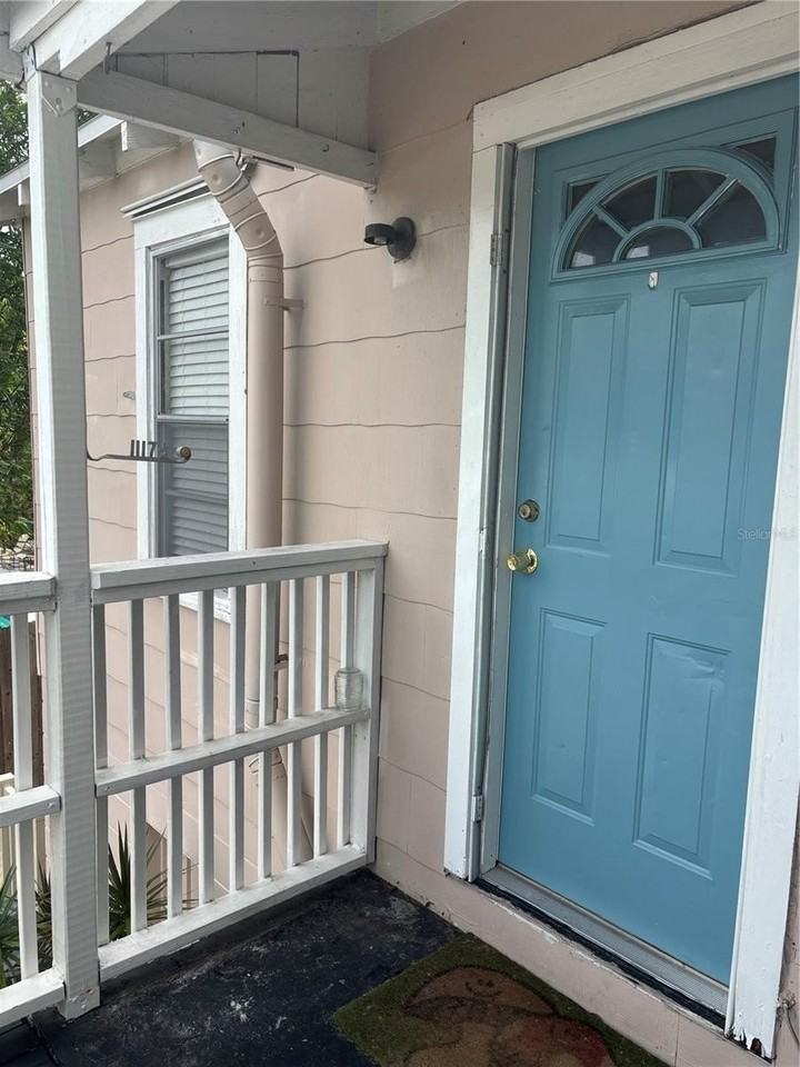 1117 16th St N #1-2 - Photo 2 of 20