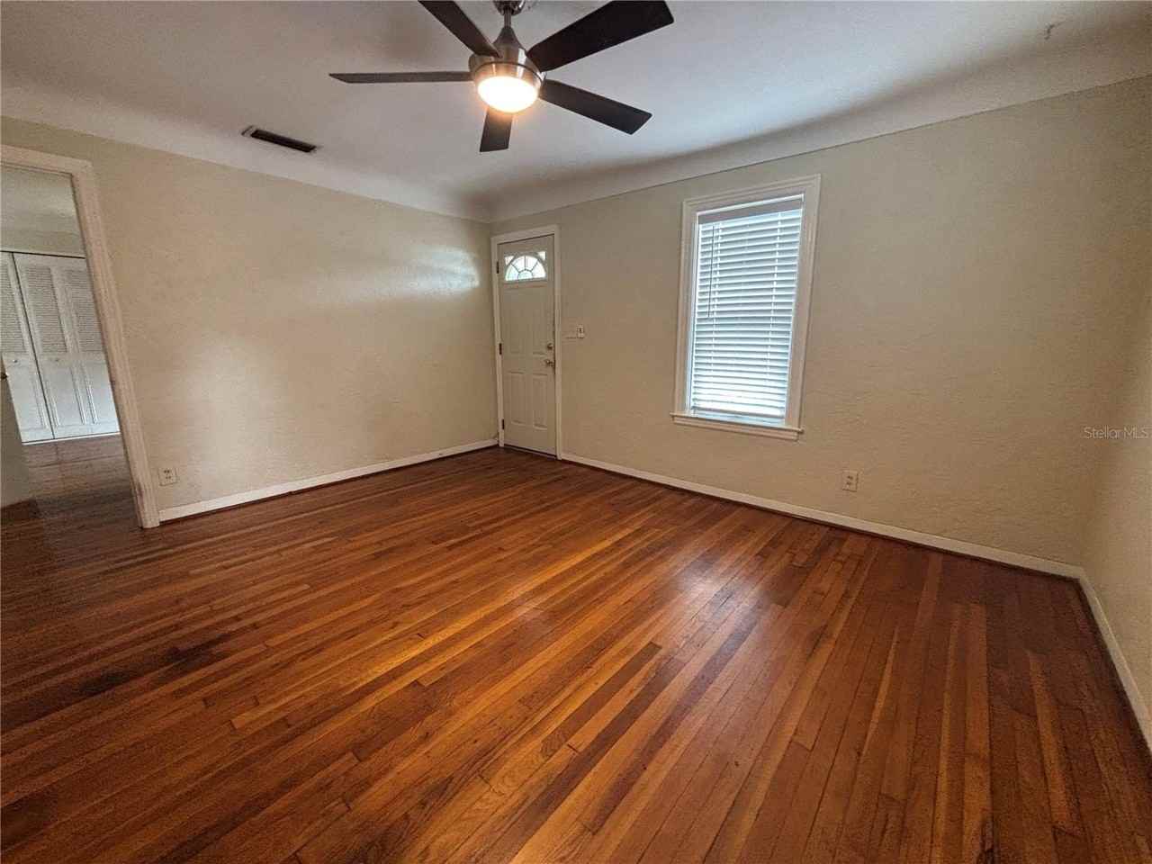 1117 16th St N #1-2 - Photo 5 of 20
