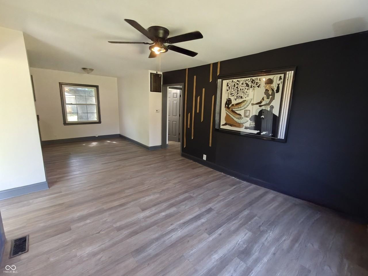 1942 N Emerson Ave - Photo 5 of 21