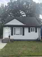 featured image of 20644 Hollywood St