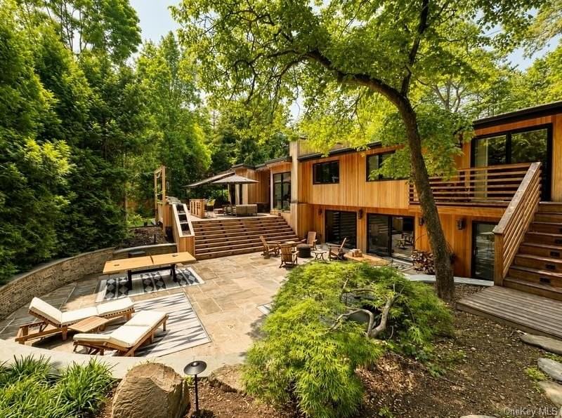14 Tall Tree Ct - Photo 3 of 21