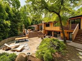 featured image of 14 Tall Tree Ct