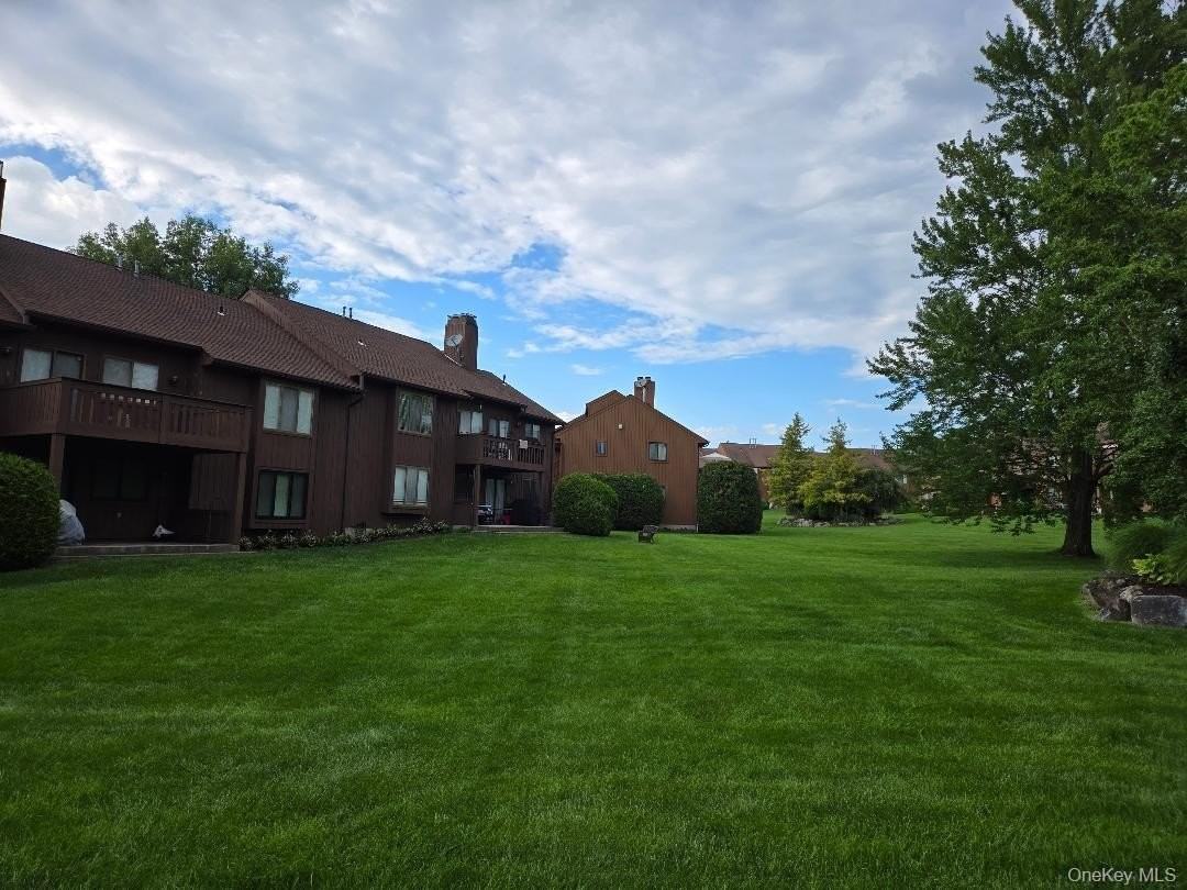 731 Panorama Dr - Photo 2 of 30