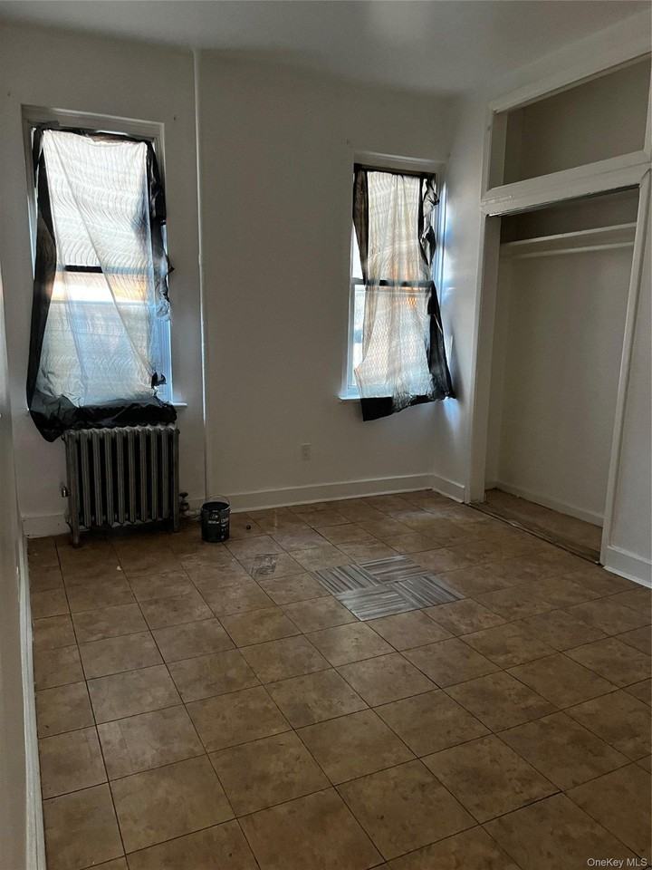 847 E 220th St - Photo 3 of 8