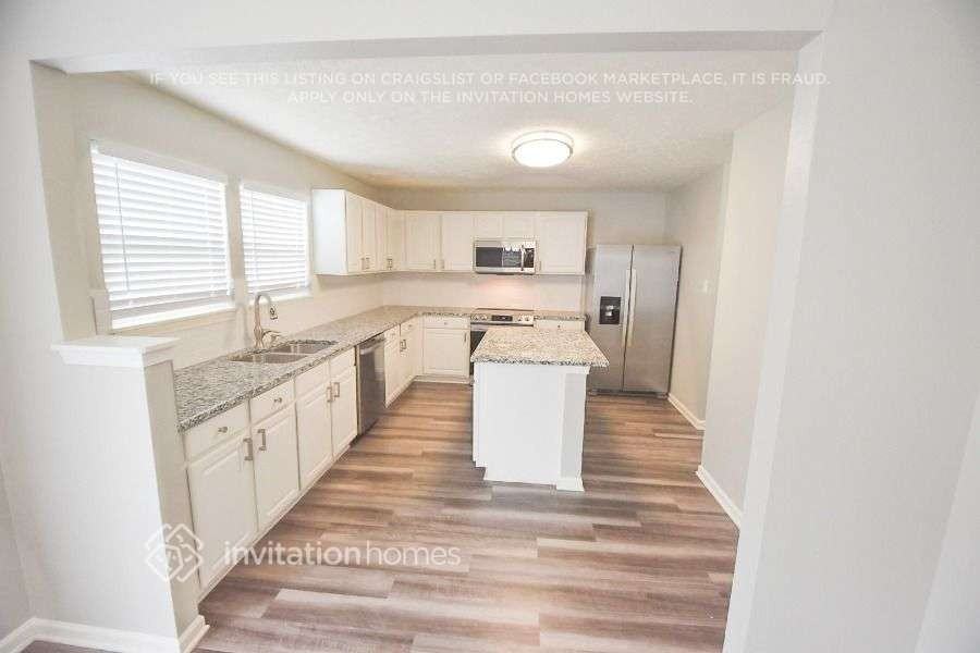 410 Settlers Ridge Dr - Photo 5 of 10