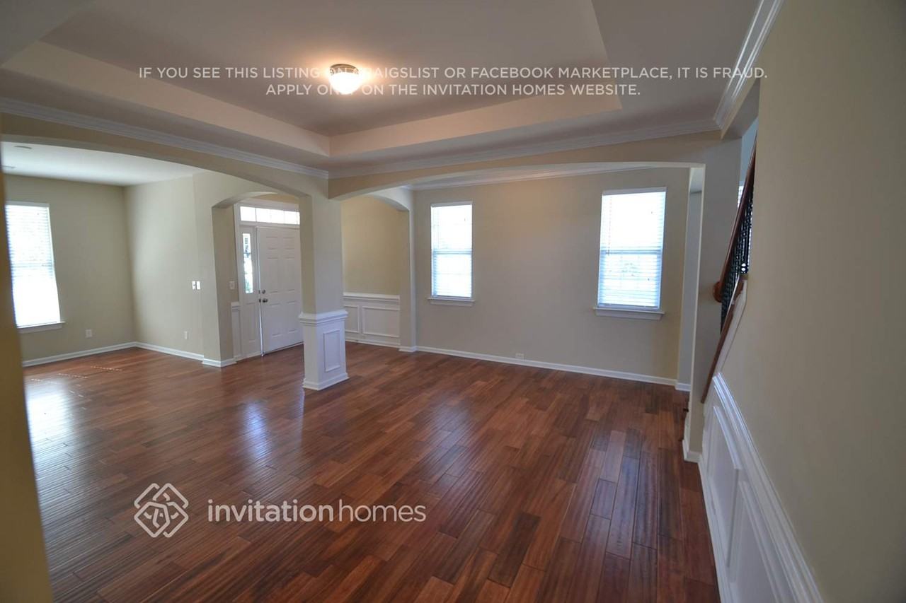 1501 Ridge Haven Rd - Photo 3 of 16