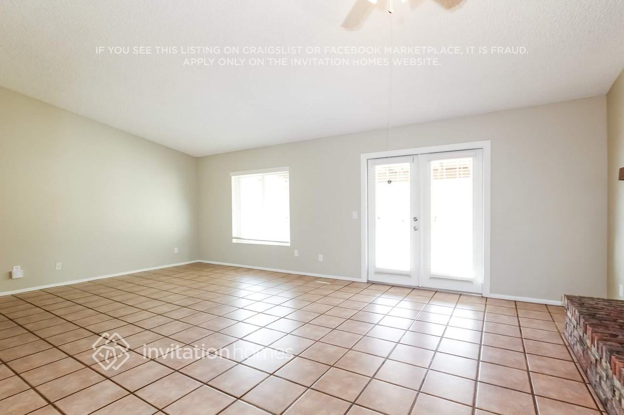 18433 N 2nd Dr - Photo 5 of 20