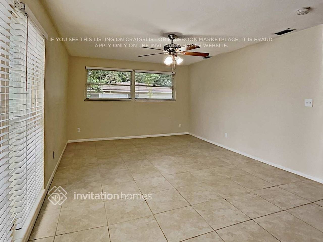 207 Redwood Ave - Photo 4 of 14